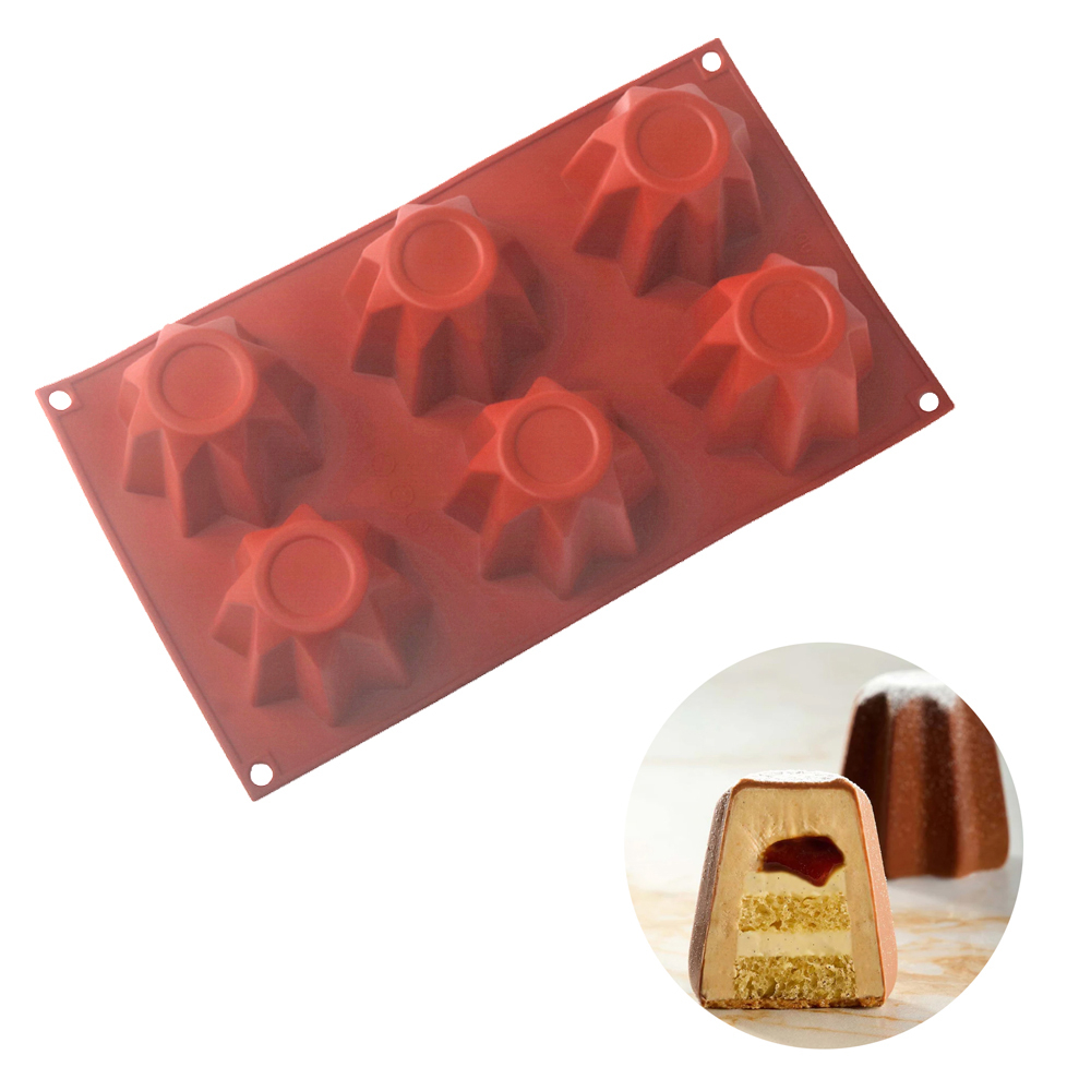 Kitchen Baking Corner - 8-Corner Pandolo Shaped Christmas Dessert Making